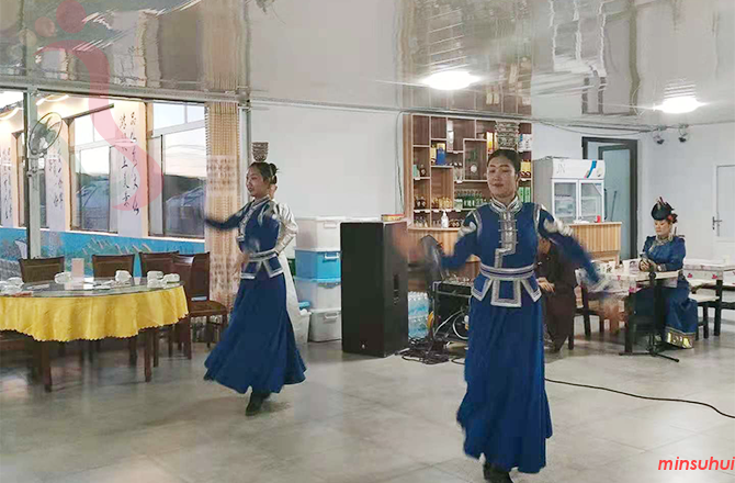 河北承德民宿|御道口民宿|韩松草原农家院-草原游,承德旅游,坝上草原-民宿汇 - 图片3