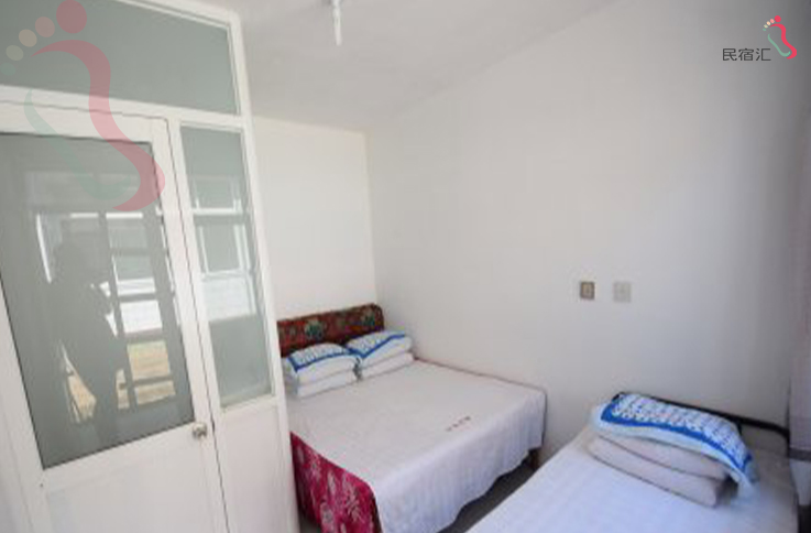 北京怀柔区喇叭沟门李汉农家院房间图片4