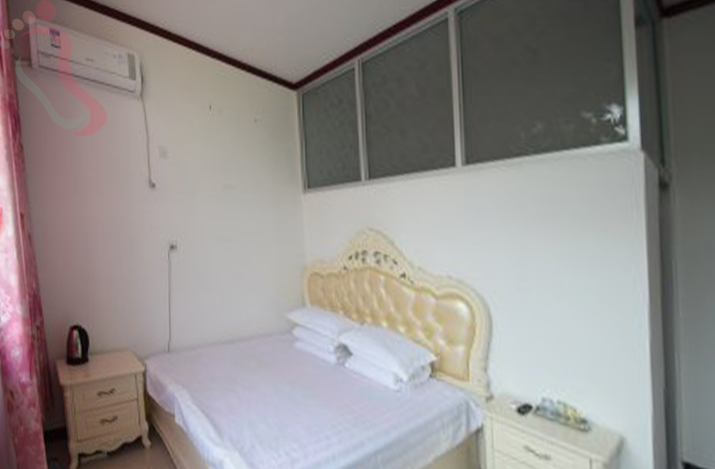 天津蓟州区翠屏湖秀水庄园农家院房间图片3