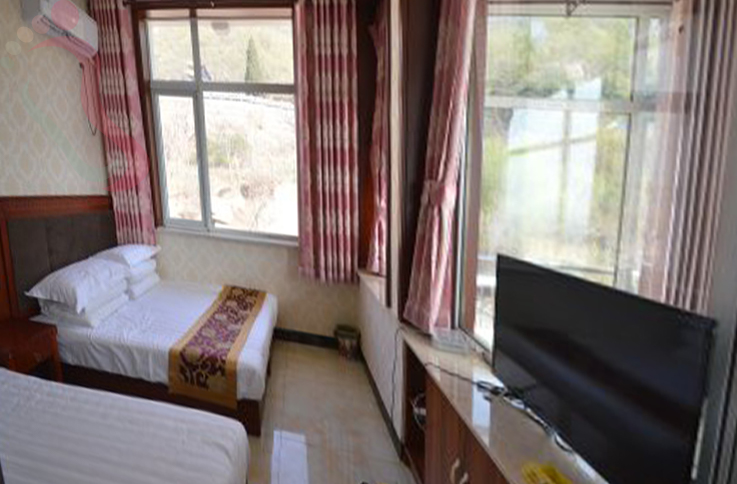 天津蓟州区盘山老六农家院房间图片3