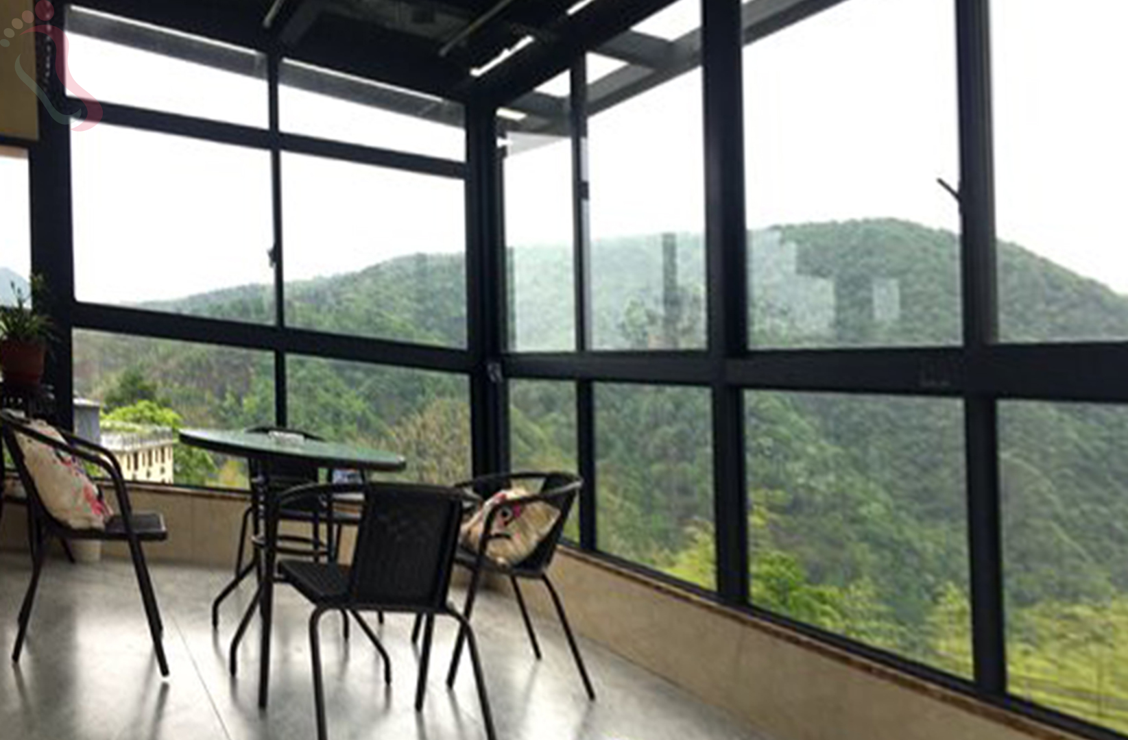 湖州安吉县藏龙百瀑李子苑民宿 - 图片1