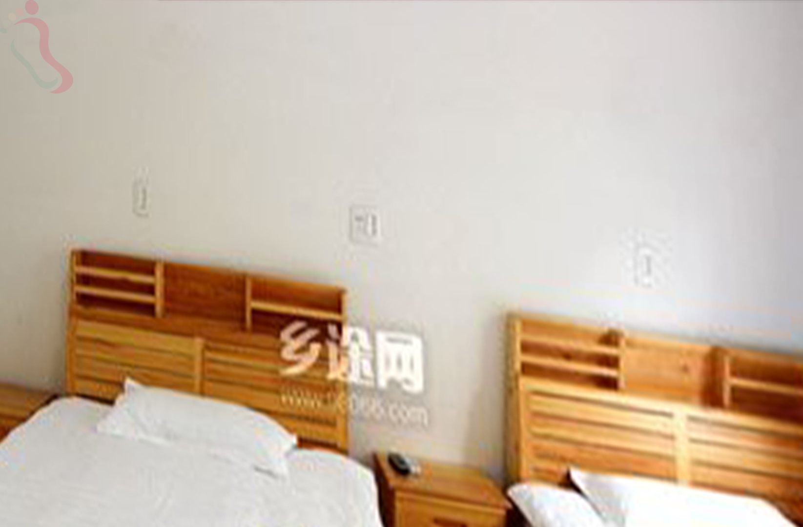 杭州余杭区山沟沟彩虹谷养生度假山庄房间图片3