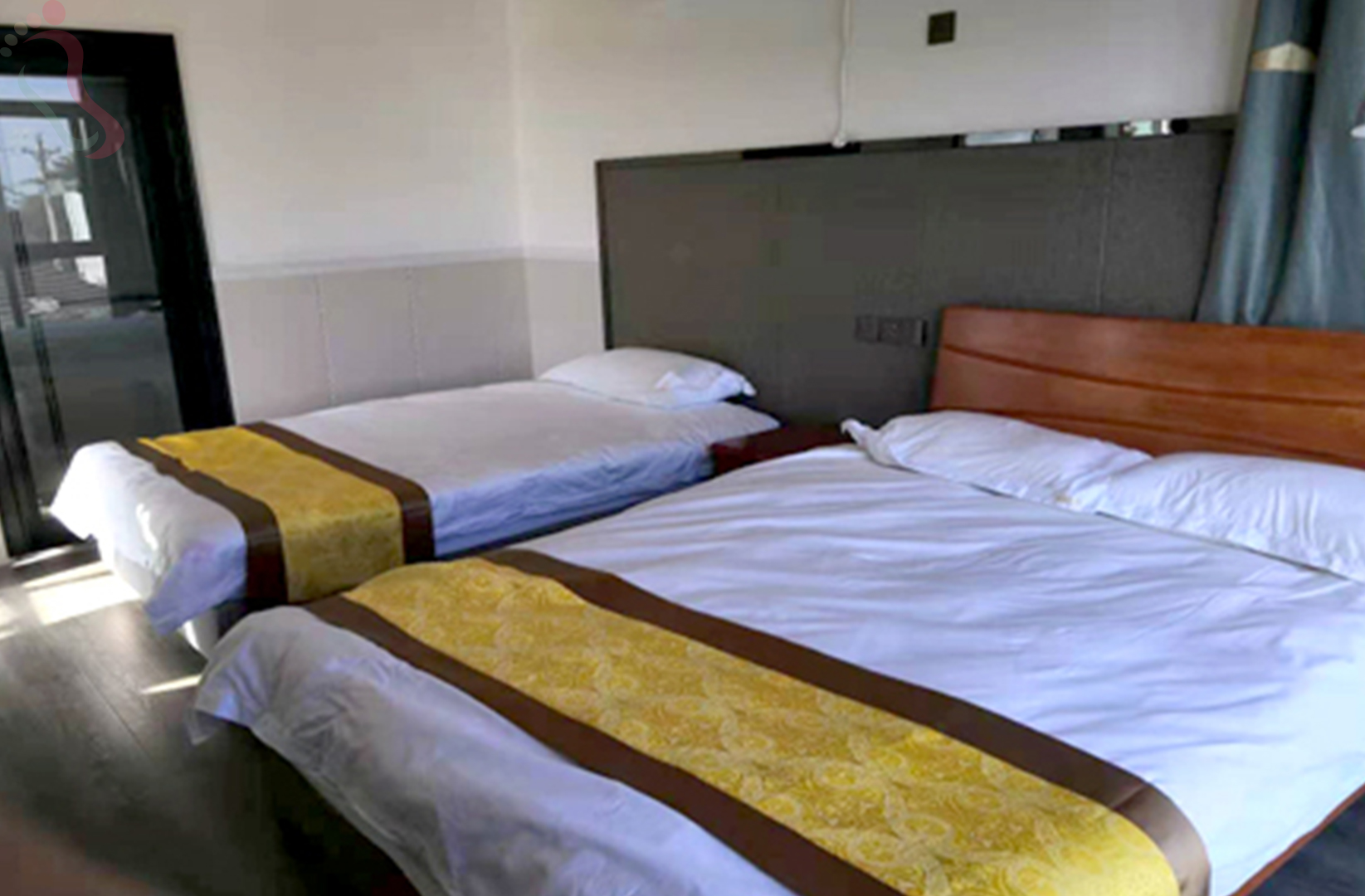 绍兴市嵊州市中翔温泉柿园民宿房间图片1