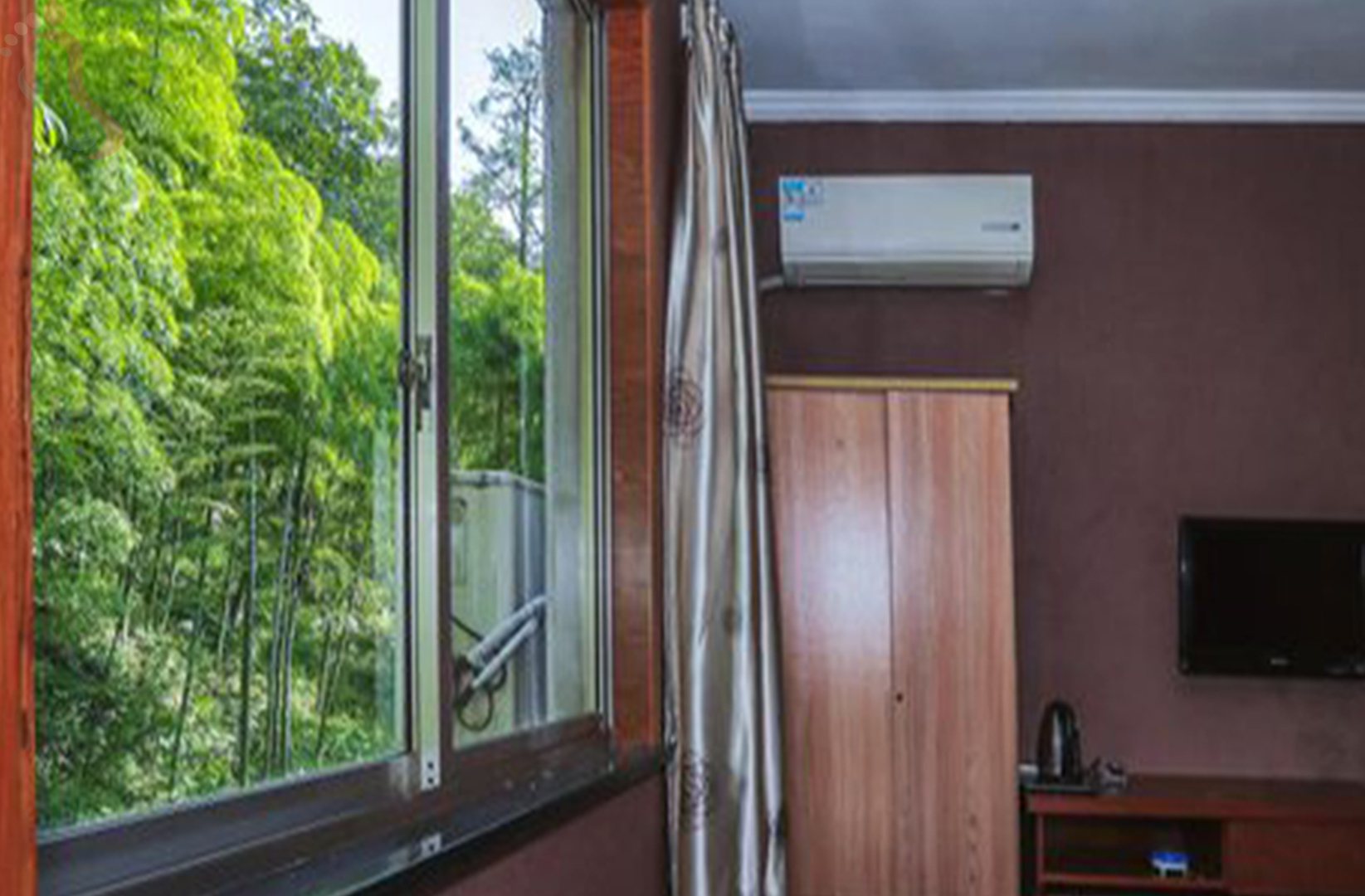 安吉藏龙百瀑望瀑山庄房间图片4