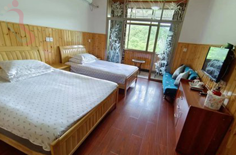 桐庐芦茨湾杨妞农家乐房间图片3