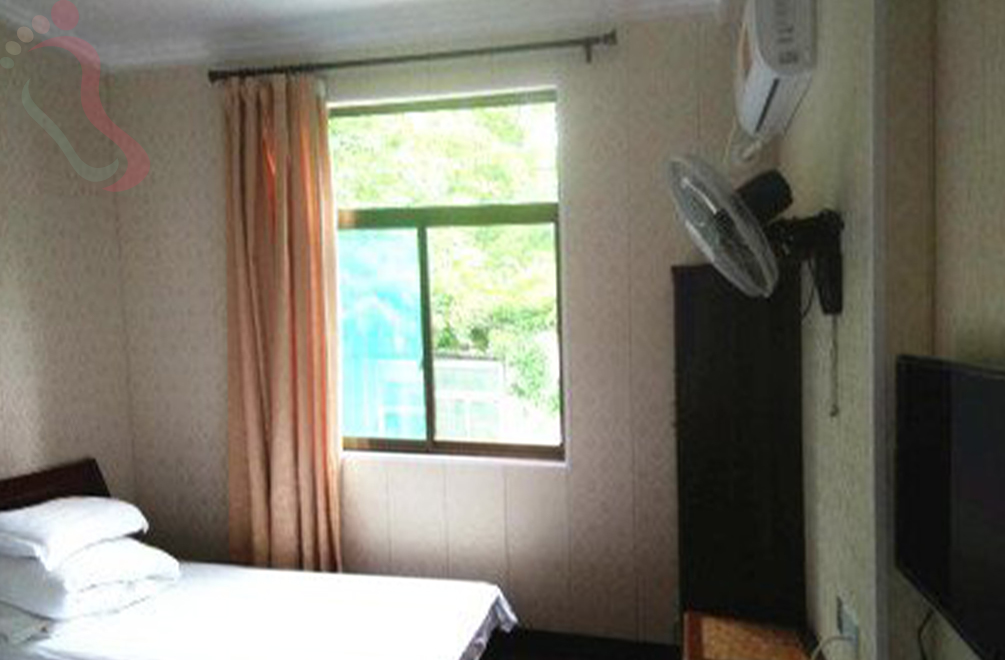 浙江湖州安吉云顶山庄饭店有限公司房间图片4