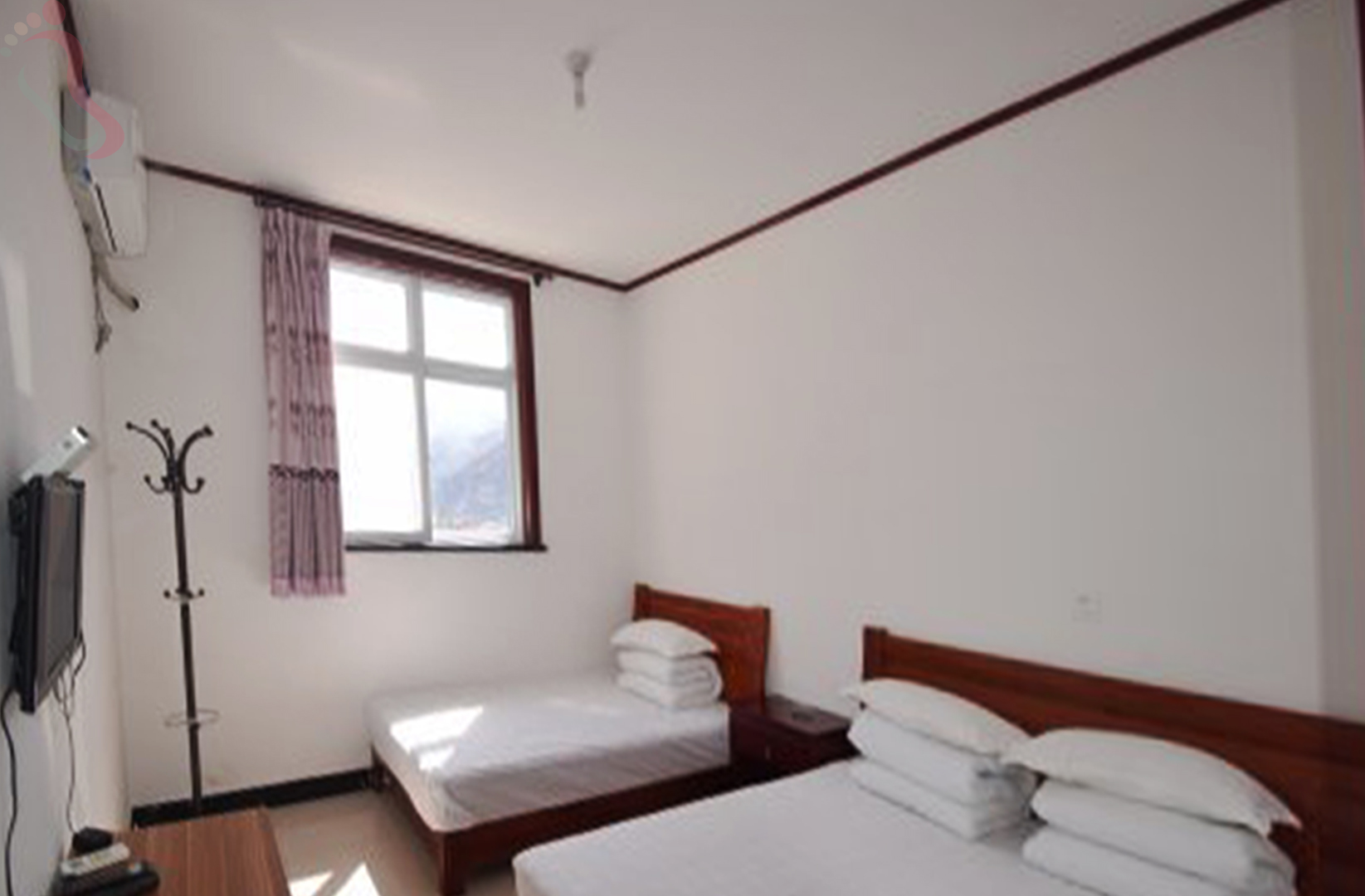 保定市涞水县百里峡西仙山农家院房间图片2