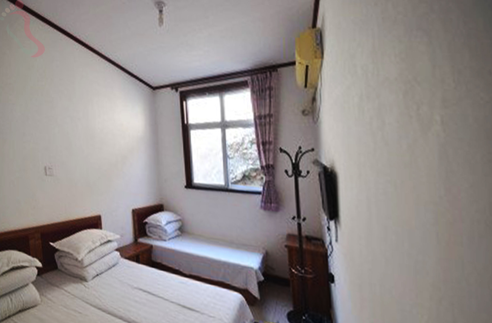 保定市涞水县百里峡西仙山农家院房间图片1