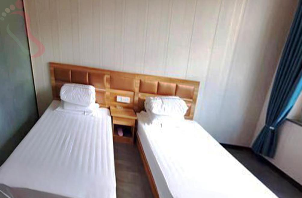 承德市丰宁坝上草原晓红庄园房间图片1