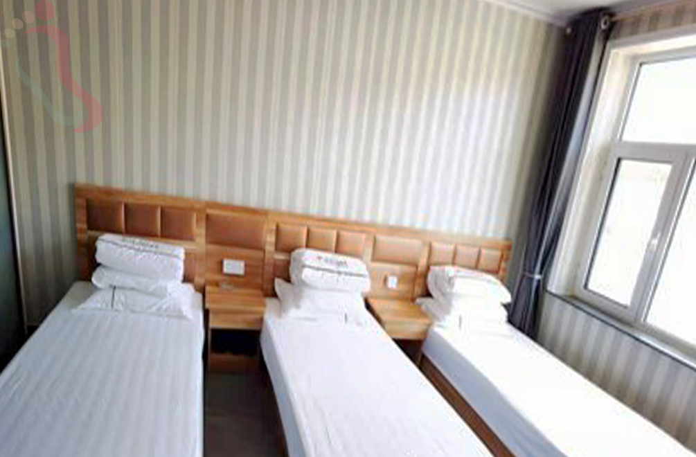 承德市丰宁坝上草原晓红庄园房间图片4