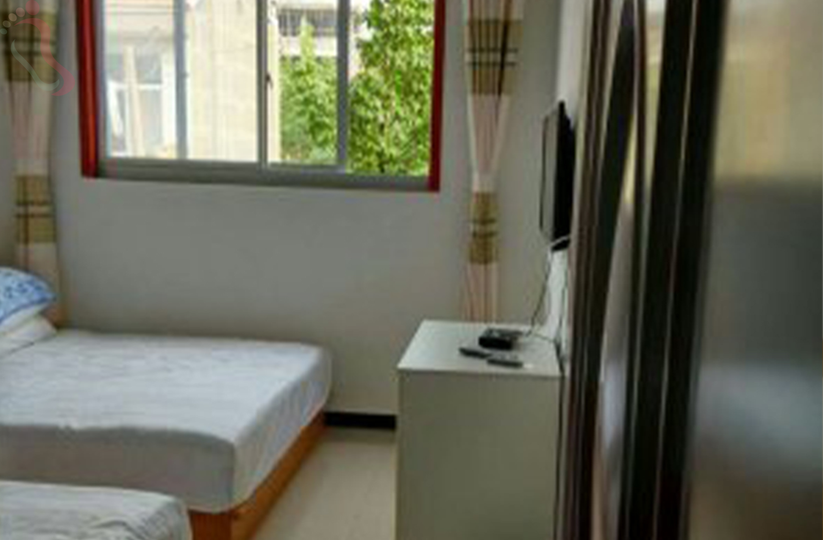 河北承德兴隆雾灵山正门东子农家院房间图片2