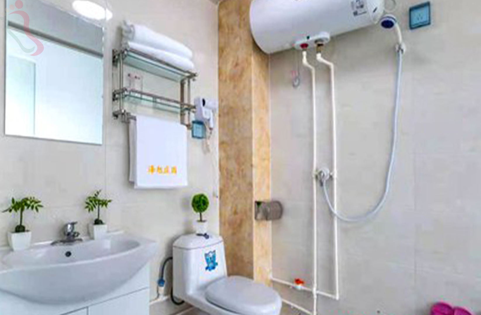 河北承德围场满族蒙古族自治县塞罕坝泽旭庄园房间图片4