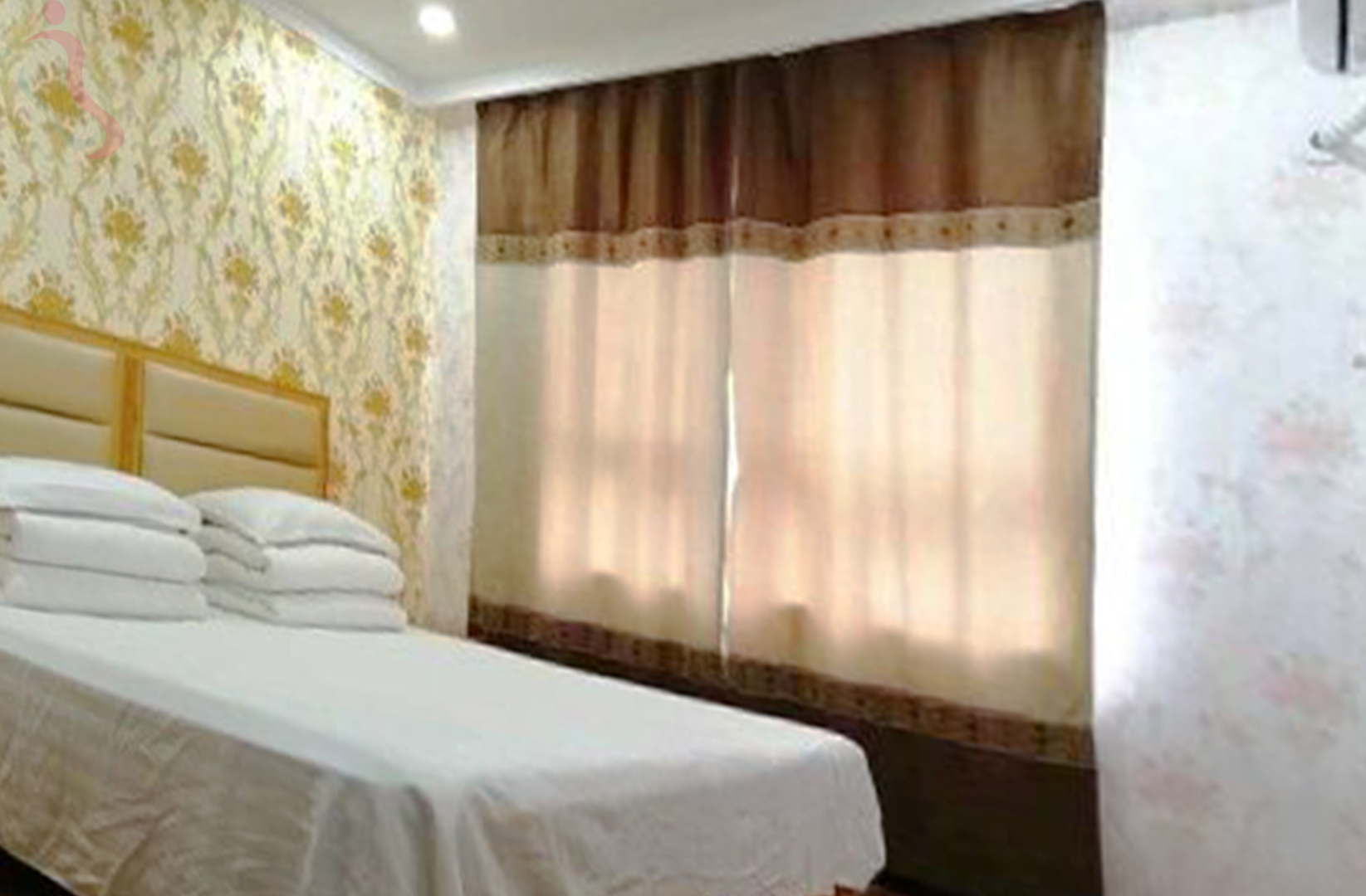 新乡辉县市秋沟三山脑山庄房间图片3