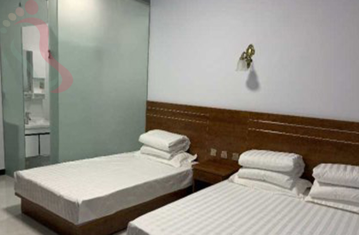 河北承德围场满族蒙古族自治区塞罕坝净言轩民宿房间图片1