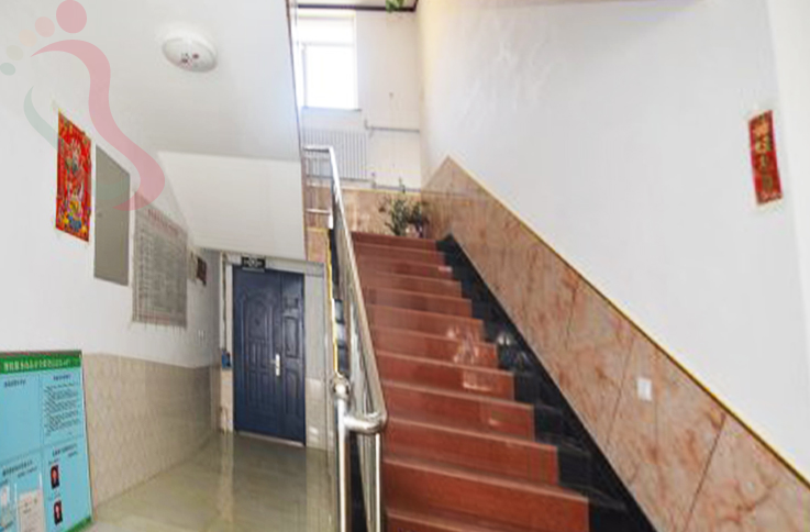  河北承德滦平金山岭建霞农家院 - 图片1