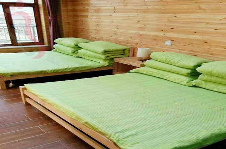 河北承德丰宁坝上湖畔仁家驿站房间图片2