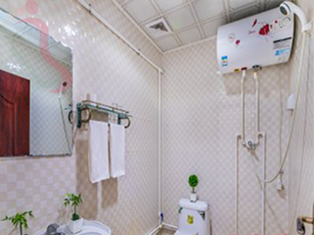 河北承德围场满族蒙古族自治县塞罕坝一亩三分地农家院房间图片4