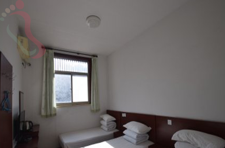 河北保定涞水野三坡百里峡阳光假日农家院房间图片2