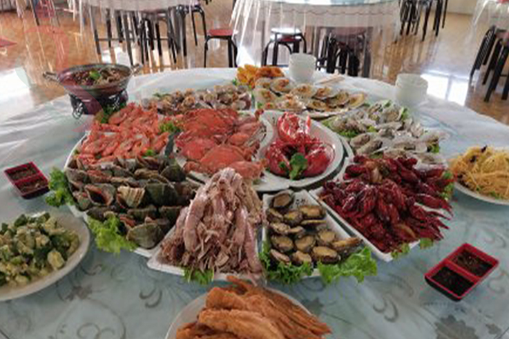 辽宁葫芦岛绥中县东戴河霞姐农家院 - 餐饮介绍