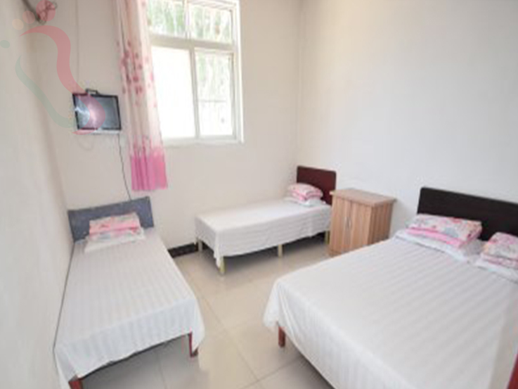 东戴河杨树农家院房间图片3