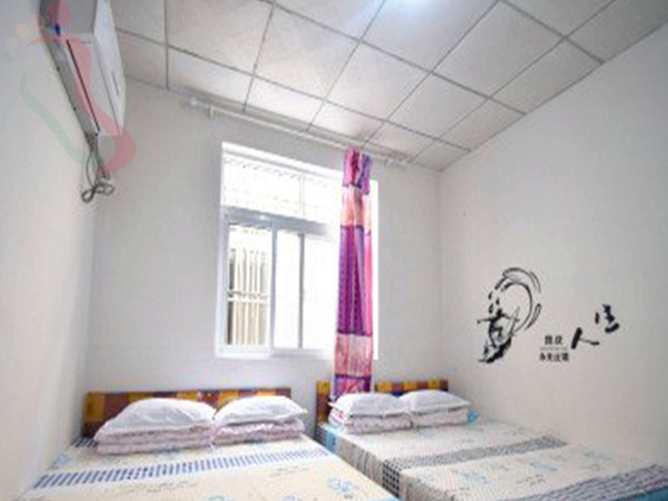 东戴河华姐农家院房间图片3