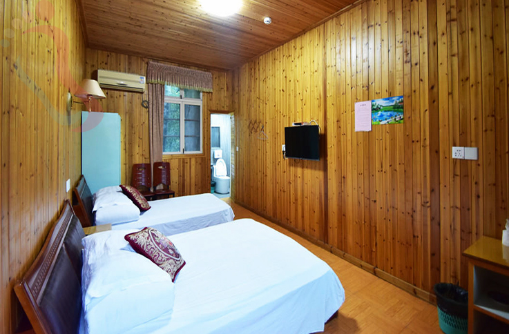 浙江安吉太湖源顶山庄房间图片1