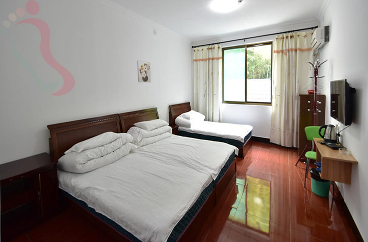 浙江安吉翡翠阁金来山庄房间图片3