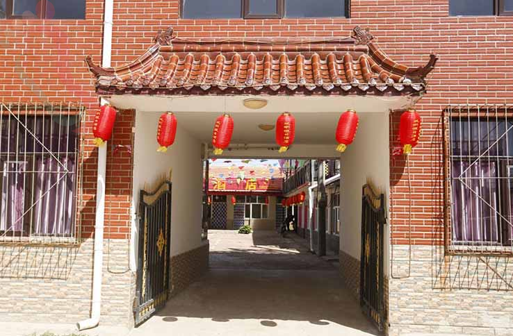 巩俐假日酒店 - 图片3