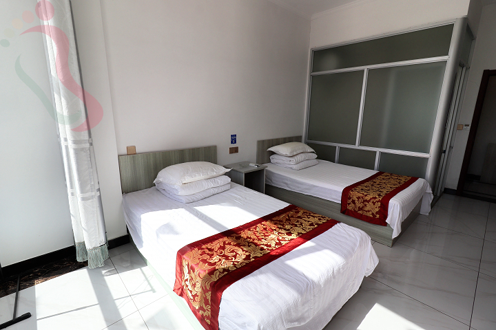 河北承德兴隆县山外青山农家院近兴隆山红河漂流房间图片1