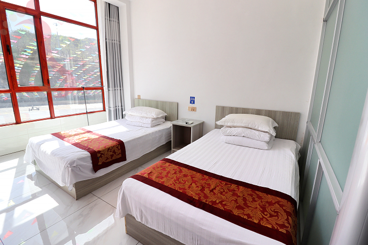 河北承德兴隆县山外青山农家院近兴隆山红河漂流房间图片2