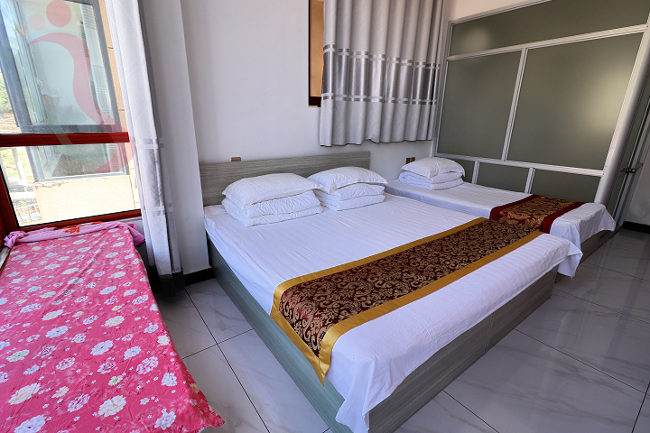 河北承德兴隆县山外青山农家院近兴隆山红河漂流房间图片3