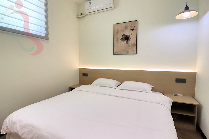 河北保定市安新县白洋淀民宿观荷台26号院荷芦水榭赏荷花野淀游房间图片1