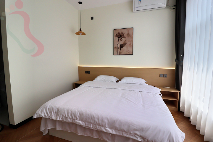 河北保定市安新县白洋淀民宿观荷台26号院荷芦水榭赏荷花野淀游房间图片4