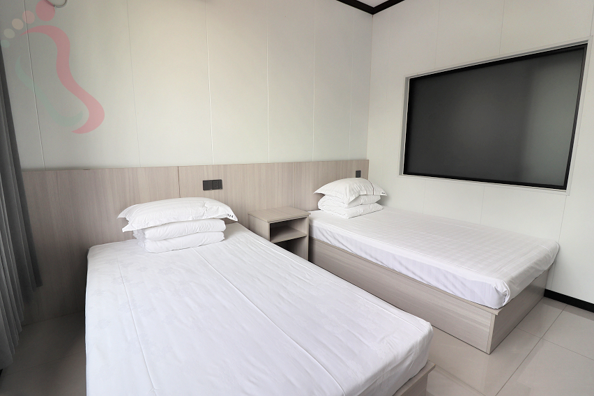 唐山遵化汤泉乡迎圣居民宿私汤温泉私池泡澡洗浴房间图片3