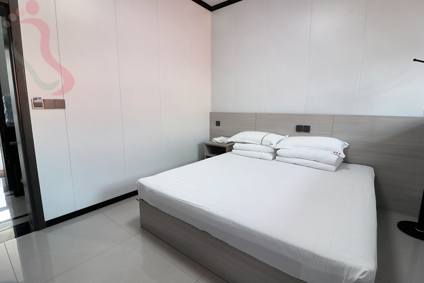 唐山遵化汤泉乡迎圣居民宿私汤温泉私池泡澡洗浴房间图片1