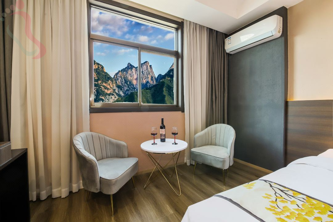 迹墨文化客栈（华山景区游客中心店）房间图片2