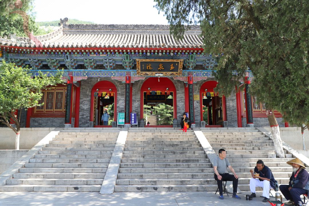 花筑·栖山民宿（华山景区游客中心店） - 周边游玩