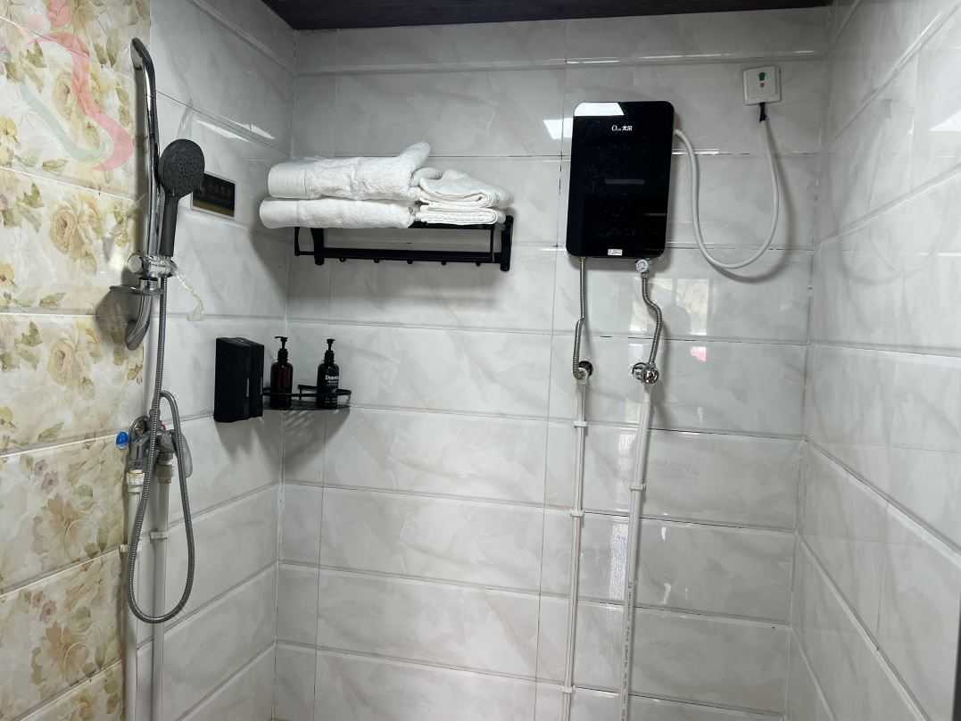 秋悦山庄（喀纳斯老村店）房间图片3