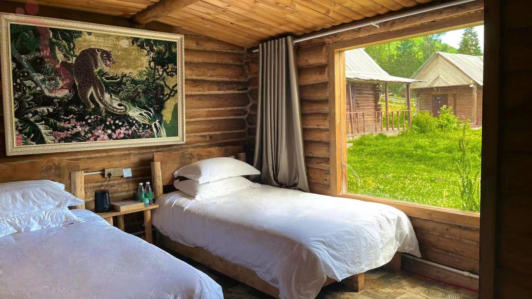 秋悦山庄（喀纳斯老村店）房间图片4