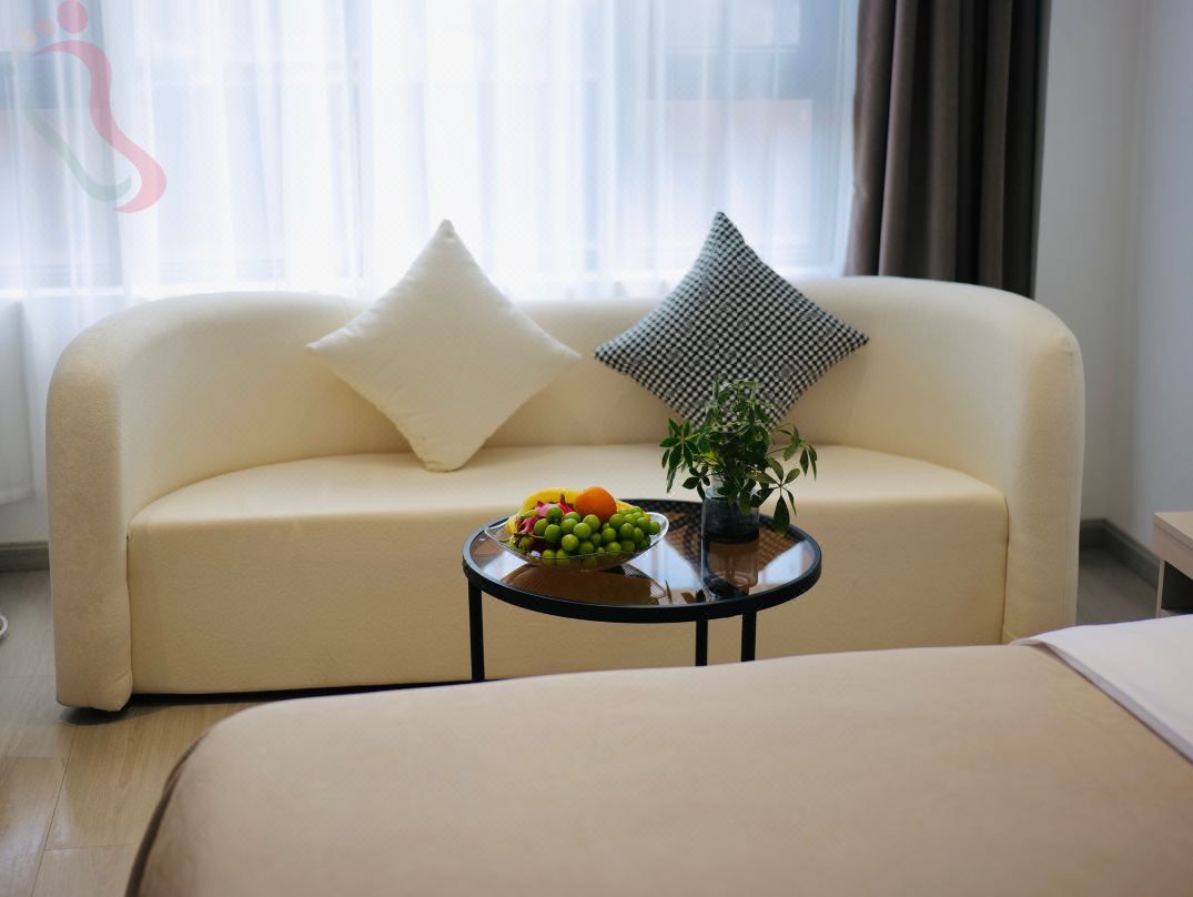 大理屋里请客栈（兴盛大桥洱海月湿地公园店）房间图片1