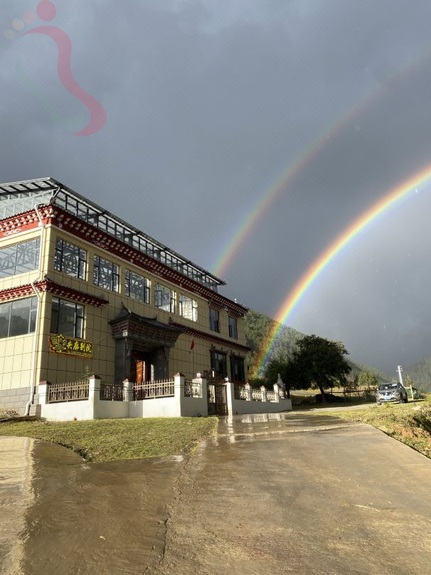 香格里拉央廓别院民宿 - 图片1