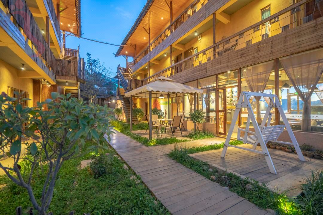 花筑·泸沽湖九七之约湖景度假民宿（普洛码头店 - 图片2