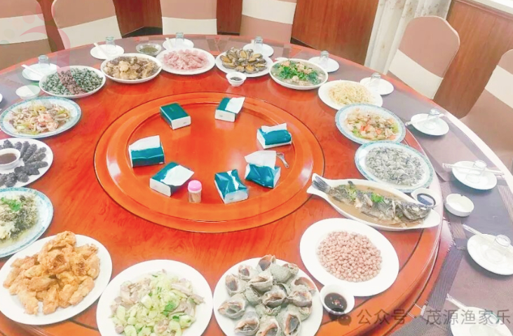 辽宁大连长海县獐子岛茂源渔家院食材取自本地海域，老板精通渔家美食多种 - 餐饮介绍